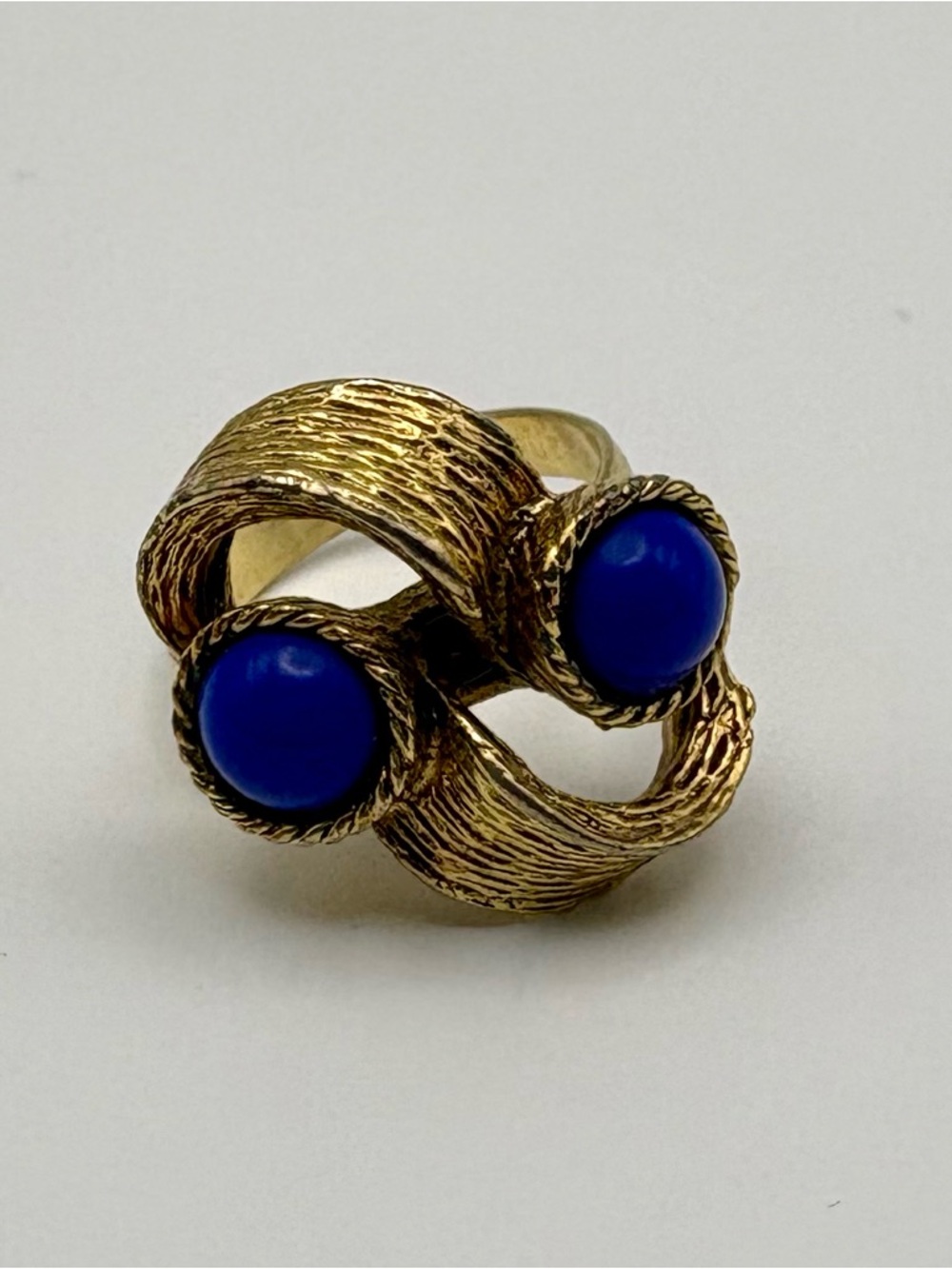 Rare Vintage Mid-Century Vogue Ring with Blue Cabochons SZ 7.5
